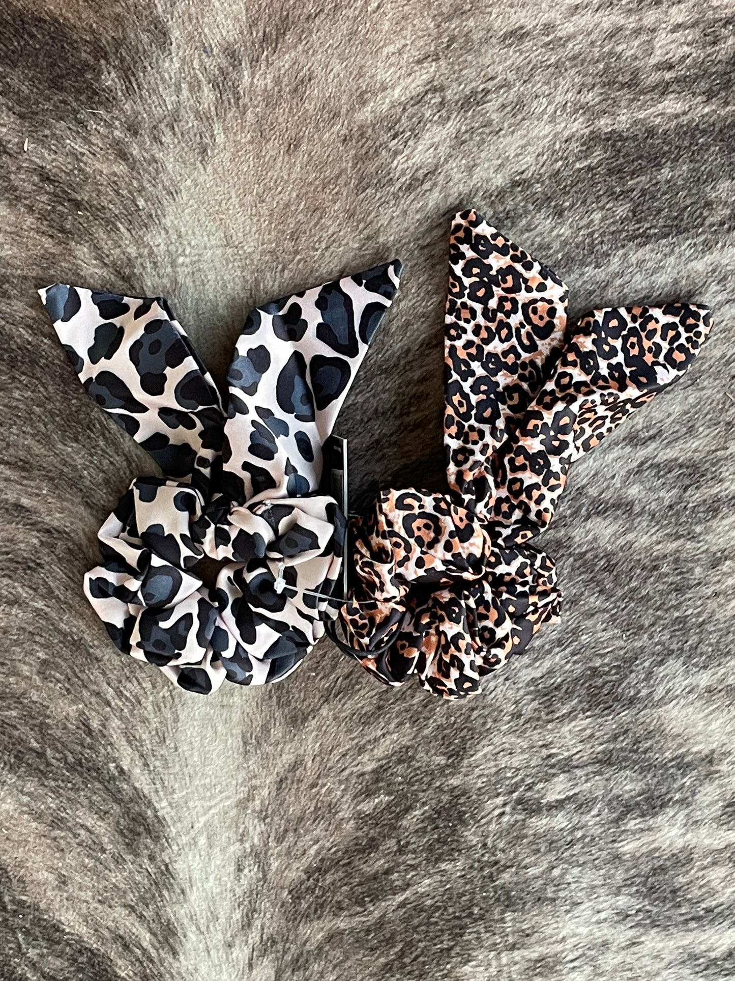 Myra Wild Chase Scrunchies