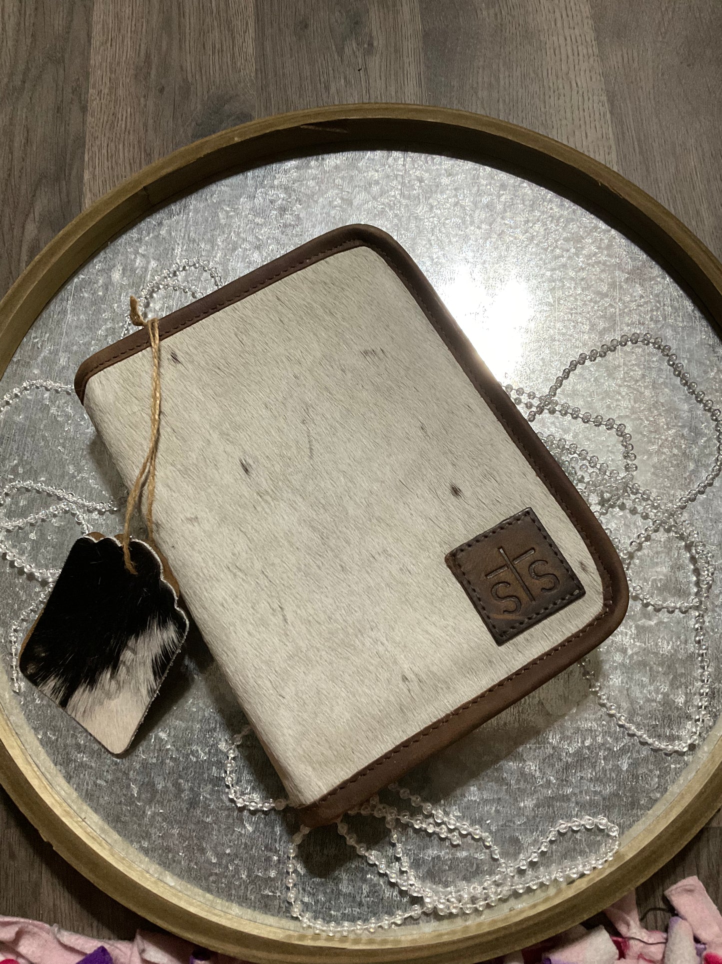 Cowhide Kellie Jewelry Case